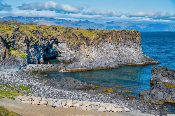 Arnarstapi Όμορφη Ακτογραμμή Κατά Θερινή Περίοδο Ισλανδία — Φωτογραφία Αρχείου