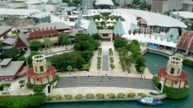 Sentosa Adası, Singapur. Şehir ve kıyı şeridinin havadan görüntüsü