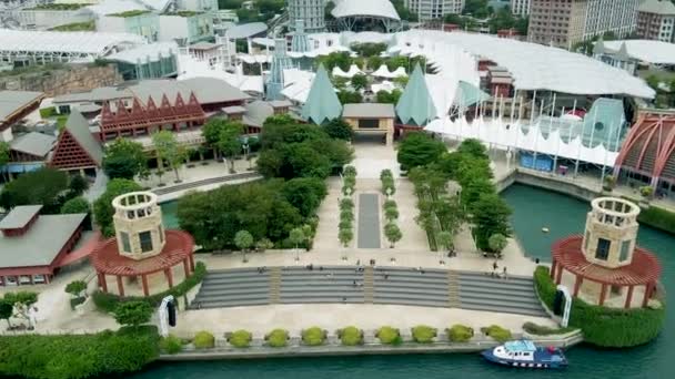 Pulau Sentosa, Singapura. Pandangan udara kota dan garis pantai. — Stok Video