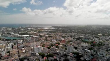 Mauritius 'taki şehir kalesinden Port Louis' in panoramik hava görüntüsü
