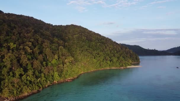 泰国素林群岛国家公园Chong Khat湾空中景观 — 图库视频影像