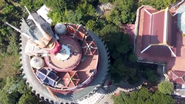 Templo del Dragón Wat Samphran cerca de Bangkok, Tailandia. Vista panorámica aérea desde el dron — Vídeos de Stock