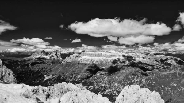 Vista Aérea Las Montañas Dolomita Desde Marmolada Italia —  Fotos de Stock