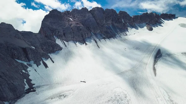 Удивительный Вид Воздуха Ледник Мармолада Беспилотника Доломитные Горы Италия — стоковое фото