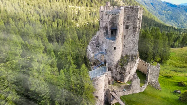 Flygfoto Över Andraz Slott Italienska Dolomitbergen — Stockfoto