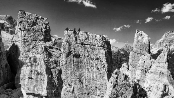 Vzdušná Panoramatická Horská Krajina Five Towers Peaks Cinque Torri Dolomity — Stock fotografie