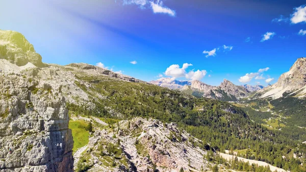 Légi Panorámás Hegyi Tájak Torony Csúcsáról Cinque Torri Dolomite Hegység — Stock Fotó