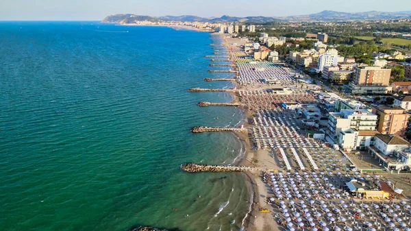 Vista Aérea Playa Misano Adriatico Desde Dron Temporada Verano Italia — Foto de Stock