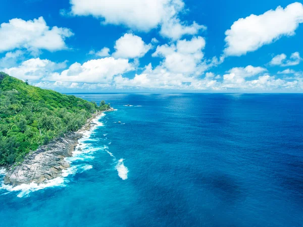 Güzel Tropikal Adanın Havadan Görünüşü — Stok fotoğraf