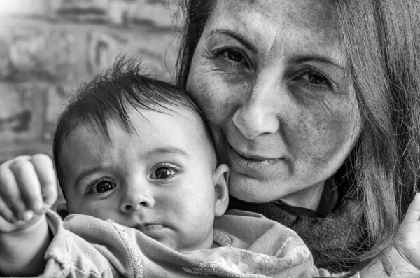 Happy Mother Holding Her Daughter Home Family Concept — Stock Photo, Image