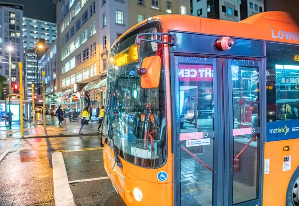 Wellington New Zealand September 2018 City Traffic Public Bus Night — Stock Photo, Image