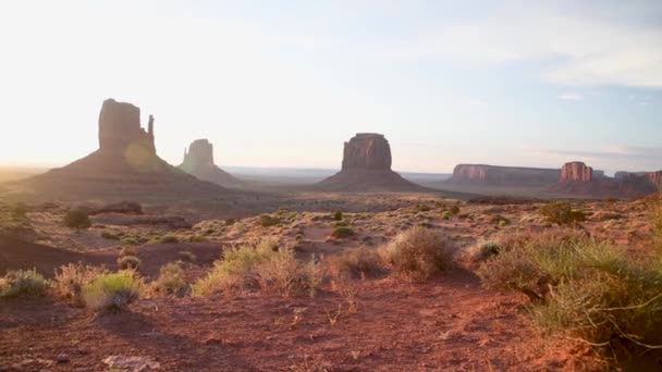 Niesamowity naturalny krajobraz Monument Valley, USA — Wideo stockowe