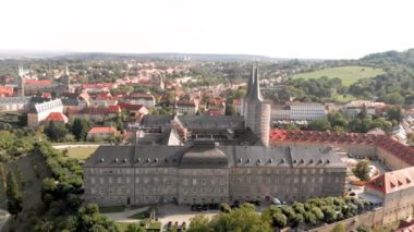 Bamberg Michaelsberg Abbey, Almanya 'da yaz mevsiminde. İnsansız hava aracından görüntüle