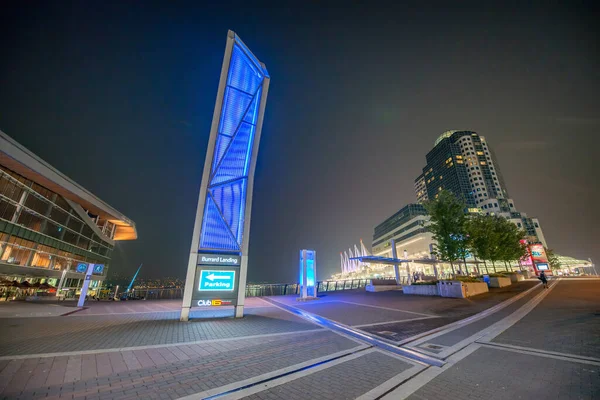 Vancouver Canada August 2017 Night View City Streets Canada Place — Stock Photo, Image