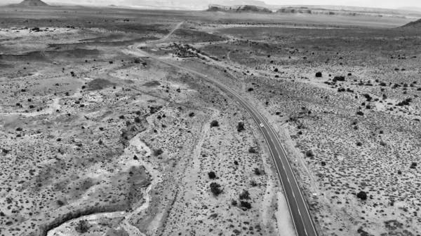 Wiejska Droga Przez Bajeczną Monument Valley Sezonie Letnim Widok Lotu — Zdjęcie stockowe