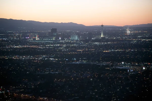 Las Vegas Valley Skyline Pôr Sol Avião Voador — Fotografia de Stock