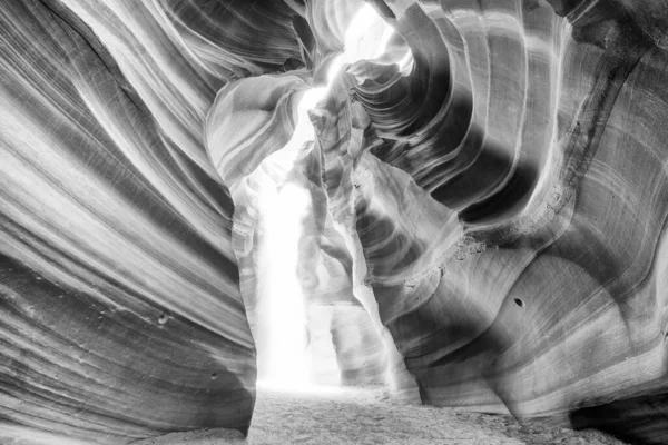 Φιλτράρισμα Ακτίνων Φωτός Στο Antelope Canyon Ηπα — Φωτογραφία Αρχείου