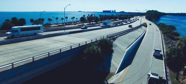 Miami February 2016 Traffic Rickenbacker Causeway Сонячний День Повітряний Вид — стокове фото