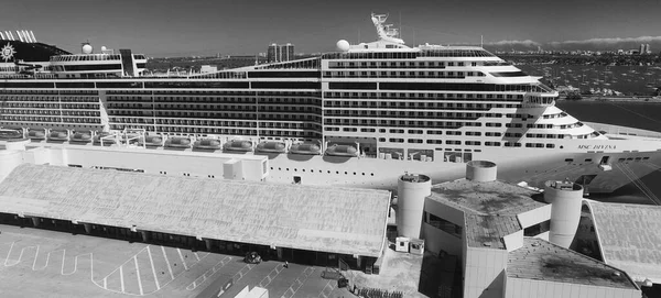 Miami Febrero 2016 Vista Aérea Los Cruceros Puerto Ciudad Hermoso — Foto de Stock