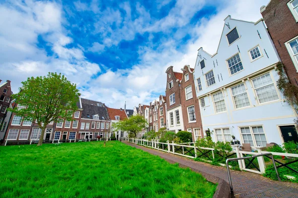 Begijnhof Former Women Religious Community Garden Buildings Amsterdam Netherlands — Stock Photo, Image