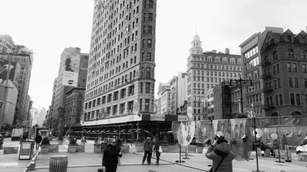 New York City December 2018 Flatiron Building Square People Повільний — стокове фото