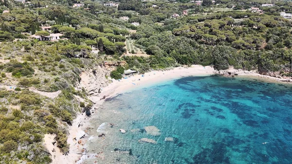 Luftaufnahme Der Insel Elba Südküste Der Sommersaison Drohnen Sicht Zeitlupe — Stockfoto