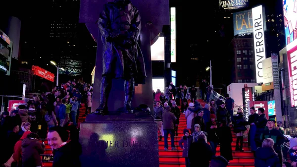 Νεα Υορκη Δεκεμβριοσ 2018 Times Square Νυχτερινή Κυκλοφορία Κατά Χειμερινή — Φωτογραφία Αρχείου