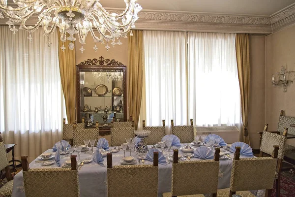Ceausescu Sarayı yemek odası Telifsiz Stok Imajlar