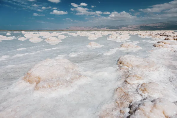 死海の質感 塩辛い海の海岸の背景 — ストック写真