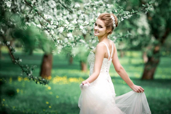 Beautiful Girl Hands Branch Blossoming Apple Tree Young Beautiful Blonde — Stock Photo, Image