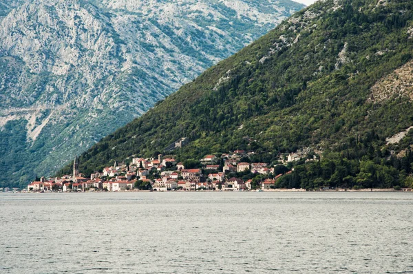 Met Het Oog Perast Boka Herceg Zonnige Dag Montenegro — Stockfoto