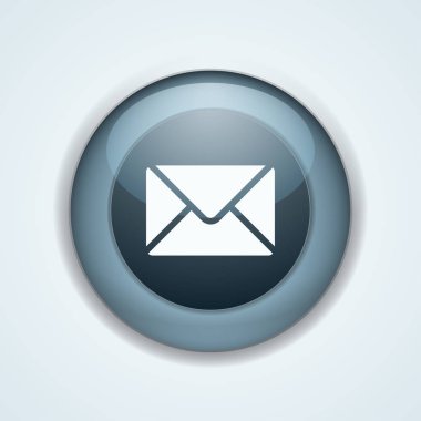 Beyaz arka plan üzerinde zarf işareti olan yuvarlak Internet düğmesini