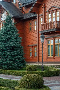 Mezhyhirya Milli Parkı 'nda ahşap Honka Club House, Kiev bölgesinin yeni Petrovtsy Vyshgorodsky İlçesi Köyü