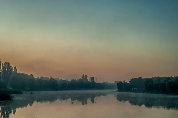 Picturesque View Ros River Surrounded Endless Green Forest Sunrise Bila — Stock Photo, Image