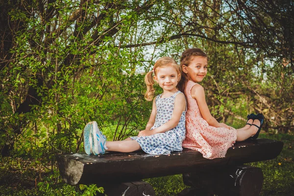 Two Sisters Playing — Stock Photo, Image