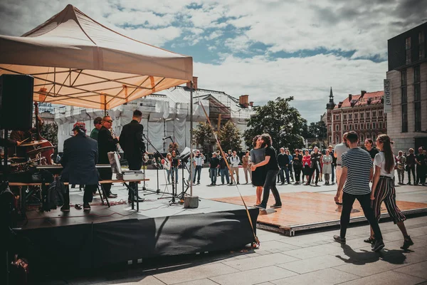 Krakow Polen Juli 2018 Människor Firar New Orleans Jazz Söndag — Stockfoto