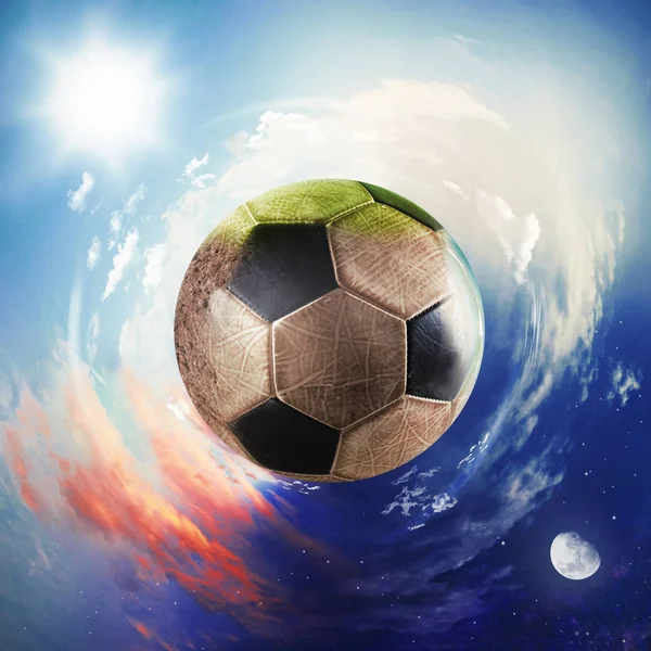 Σφαιρική άποψη του κόσμου του ποδοσφαίρου. μπάλα ποδοσφαίρου ως πλανήτης — Φωτογραφία Αρχείου