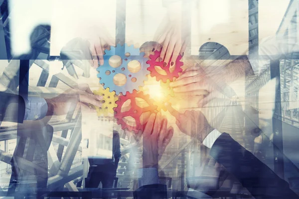 Business-Team verbinden Zahnräder. Teamwork, Partnerschaft und Integrationskonzept. Doppelbelastung — Stockfoto