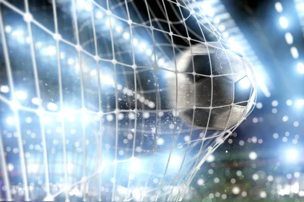 Fußball-Ball schießt ein Tor im Netz — Stockfoto