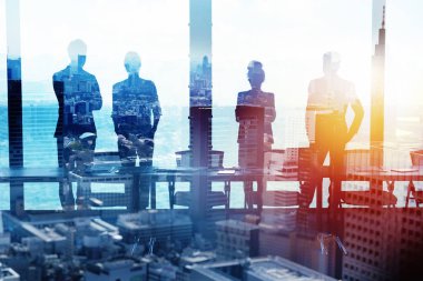 Geleceği arayan bir grup iş ortağı. Şirket ve girişim kavramı