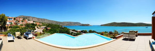 Panorama Basenu Hotelu Luxury Widokiem Wyspę Spinalonga Kreta Grecja — Zdjęcie stockowe