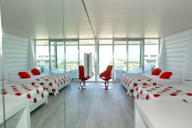 Antalya, Türkiye - 21 Nisan: Daire Royal adem ve Havva modern lüks otelin iç 21 Nisan 2014 tarihinde, Antalya, Türkiye. 