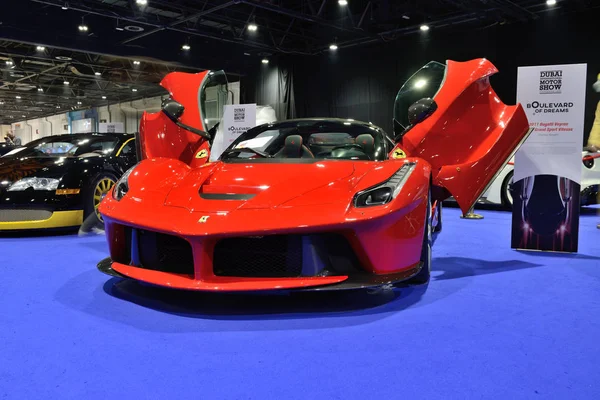 Dubai Uae November Ferrari Laferrari Sportscar Boulevard Dreams Dubai Motor — Stock Photo, Image