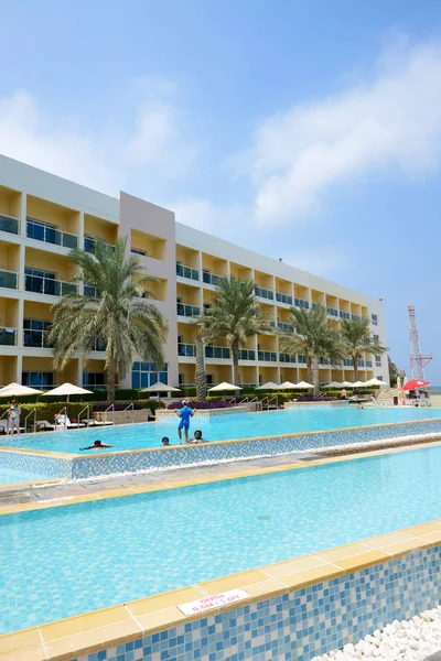 Fujairah Eau Septembre Les Touristes Profitent Leurs Vacances Dans Hôtel — Photo