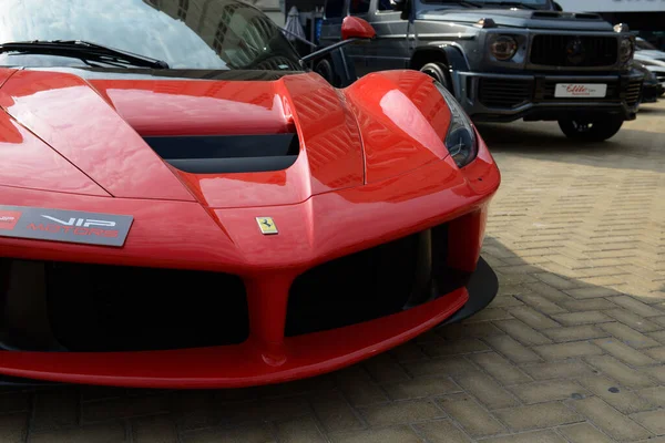 Dubai Uae Νοεμβρίου Ferrari Laferrari Sportscar Είναι Στο Dubai Motor — Φωτογραφία Αρχείου