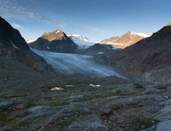 Perjalanan Ekstrim Alpen Untuk Wisata Lanskap Liburan — Stok Foto