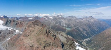 Avusturya 'da Alp yürüyüşü aşırı tatil manzarası