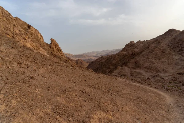 Podróż w parku Timna pustyni Arava Izrael — Zdjęcie stockowe