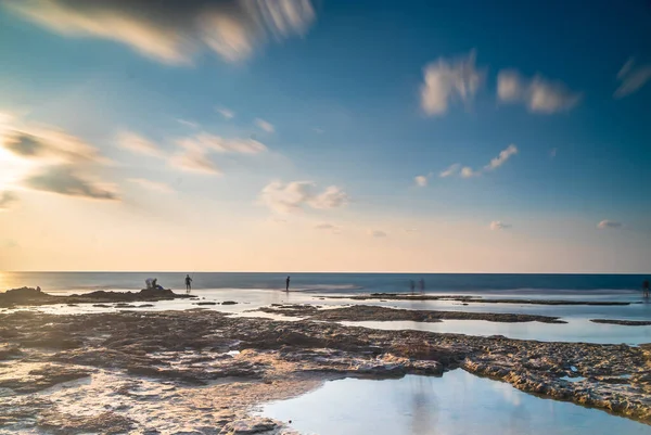 Abend Der Küste Blauer Himmel Und Sommerurlaub — Stockfoto