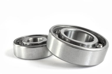 Beyaz arka planda iki yakın çekim yönü var..